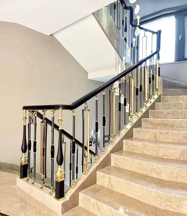 Railing Tangga Ukiran Aluminium Desain Mewah